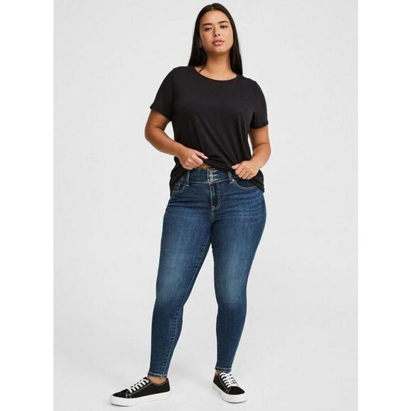 Torrid super soft Jegging Skinny High-Rise dark wash Jean sz 14T - Picture 1 of 7